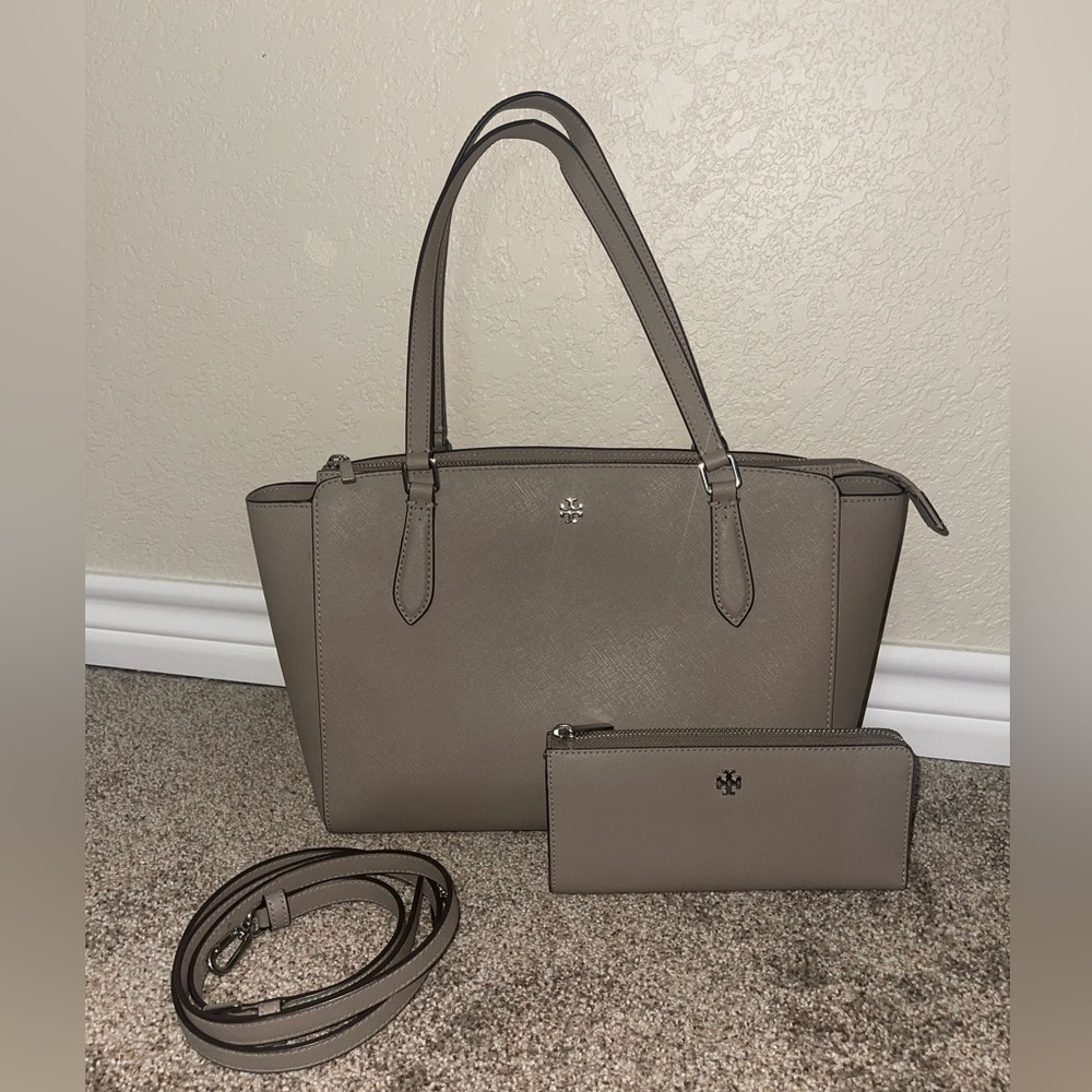 Tory Burch purse and wallet